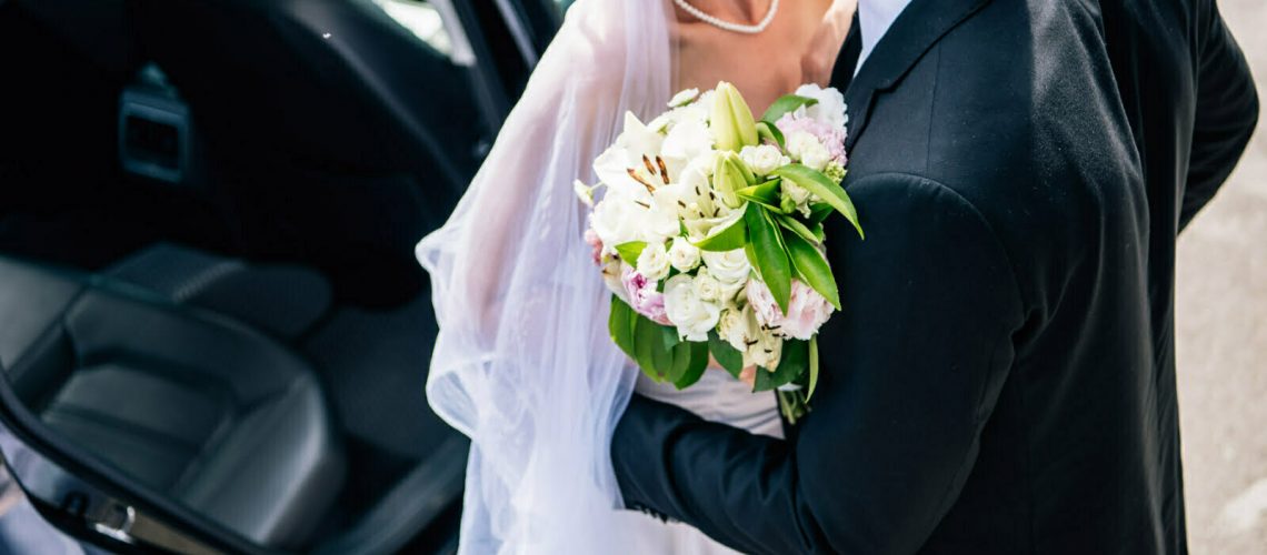 Top 4 Reasons to Hire a Wedding Limo Service in Minneapolis